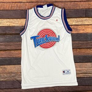 Vintage Lola Bunny Stitched Looney Tunes Champion Basketball Sports Jersey